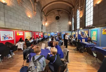 Vue d'ensemble des stands