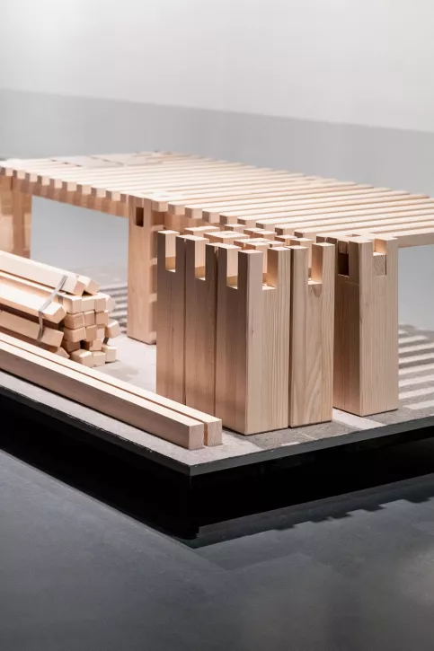 banc fabriqué par les élèves