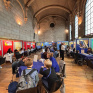 Vue d'ensemble des stands